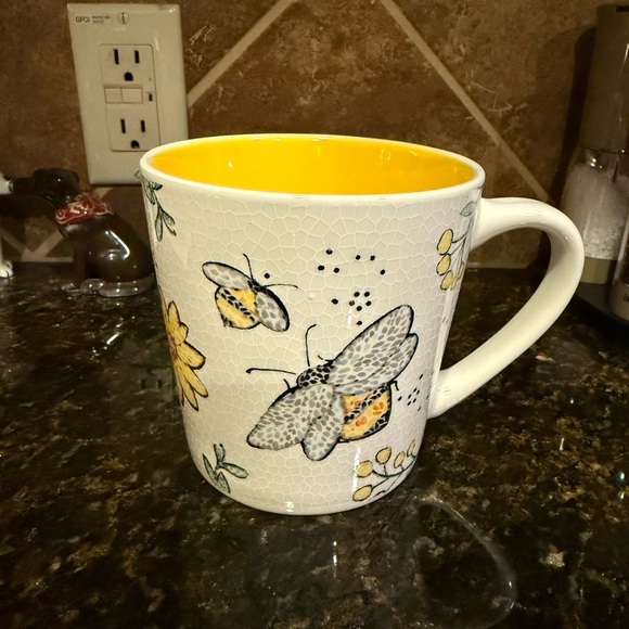 Large Souls and Sunshine Butterfly Garden Mug with Yellow Interior - Picture 1 of 5